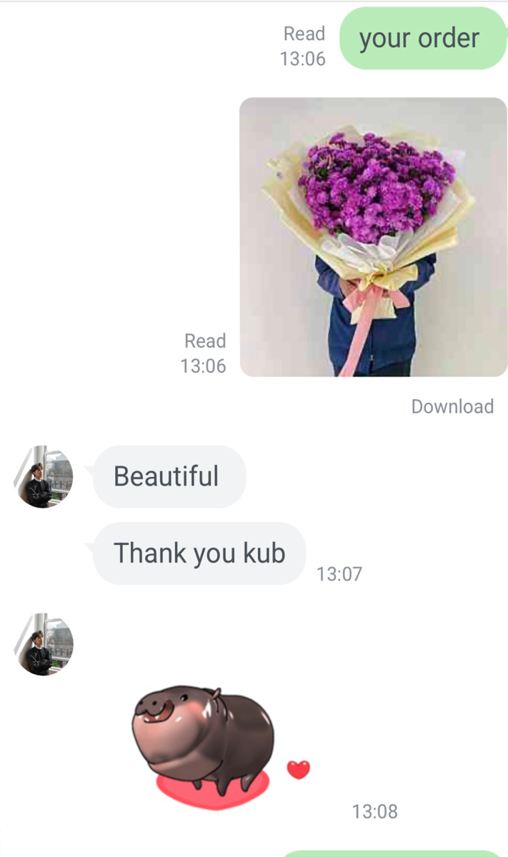 Customer review via LINE - pink rose bouquet from Melrose Flower Shop