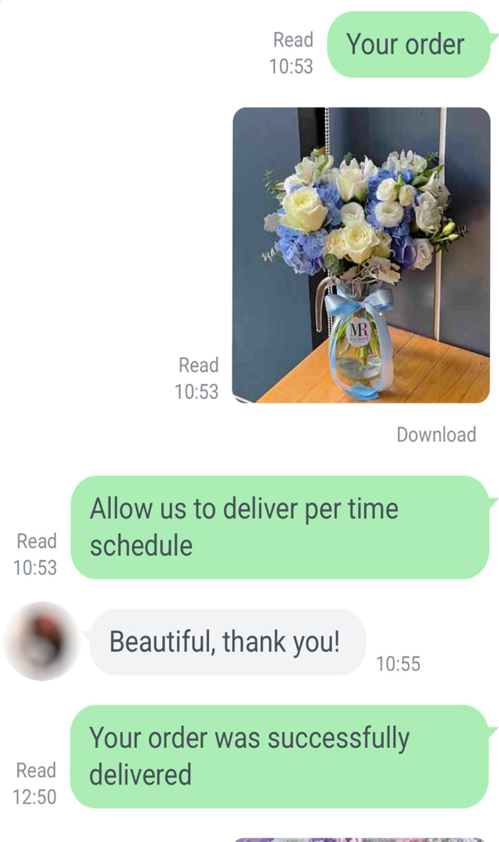 Customer review via LINE - pink rose bouquet from Melrose Flower Shop